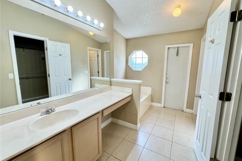 Villa ou maison à louer à Orlando, Floride: 4 chambres, 174.1 m2 № 1358094 - photo 19