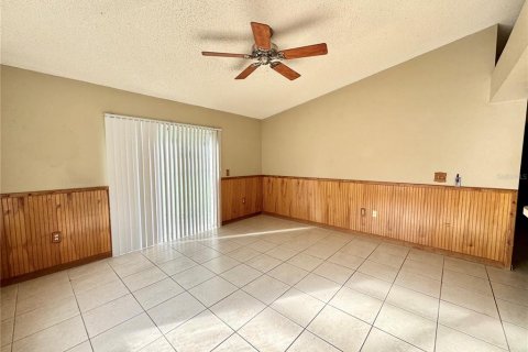 Villa ou maison à louer à Orlando, Floride: 4 chambres, 174.1 m2 № 1358094 - photo 2