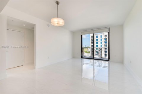 Condominio en venta en Coral Gables, Florida, 3 dormitorios, 102.84 m2 № 1021673 - foto 17