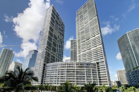 Condominio en alquiler en Miami, Florida, 1 dormitorio, 68 m2 № 1356903 - foto 15