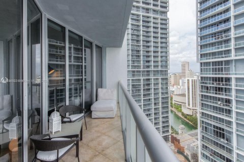 Condo in Miami, Florida, 1 bedroom  № 1356903 - photo 12