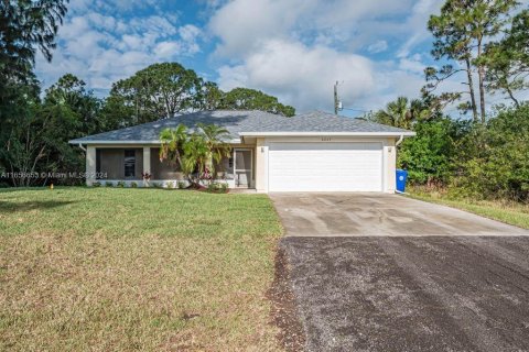 Villa ou maison à louer à Vero Beach, Floride: 3 chambres, 135.45 m2 № 1356904 - photo 3