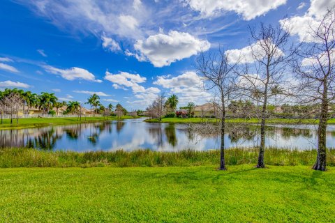 Townhouse in Palm Beach Gardens, Florida 2 bedrooms, 144.37 sq.m. № 1072781 - photo 17