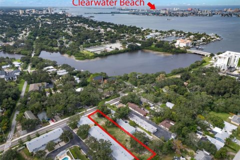 Terreno en venta en Clearwater, Florida № 1359307 - foto 3