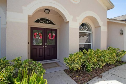 Villa ou maison à vendre à Tampa, Floride: 4 chambres, 213.49 m2 № 1295834 - photo 2