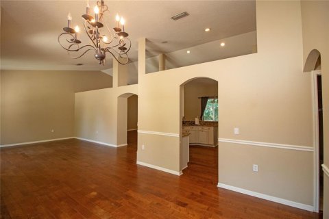 Villa ou maison à vendre à Tampa, Floride: 4 chambres, 213.49 m2 № 1295834 - photo 4