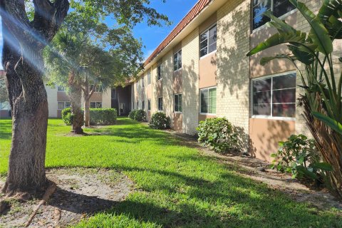 Condominio en venta en Wilton Manors, Florida, 1 dormitorio, 69.68 m2 № 1041085 - foto 13