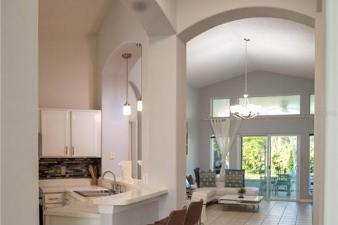 Casa en venta en Orlando, Florida, 4 dormitorios, 172.61 m2 № 1397327 - foto 5