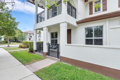 Townhouse in Coconut Creek, Florida 3 bedrooms, 164.25 sq.m. № 1171135 - photo 9