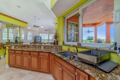 Villa ou maison à vendre à Punta Gorda, Floride: 7 chambres, 667.13 m2 № 1246437 - photo 11