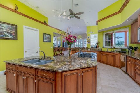 Villa ou maison à vendre à Punta Gorda, Floride: 7 chambres, 667.13 m2 № 1246437 - photo 8