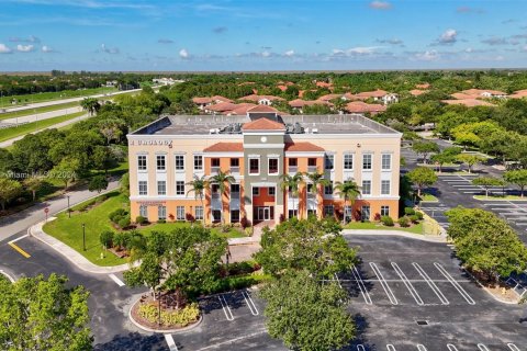 Immobilier commercial à vendre à Coral Springs, Floride № 1384112 - photo 7