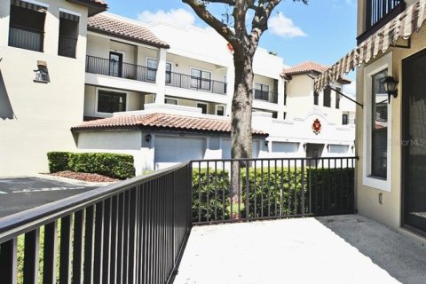 Condominio en venta en Orlando, Florida, 3 dormitorios, 159.88 m2 № 1252390 - foto 4