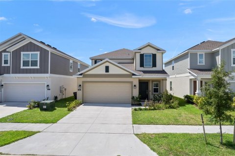 Villa ou maison à vendre à Davenport, Floride: 5 chambres, 220.18 m2 № 1341243 - photo 2