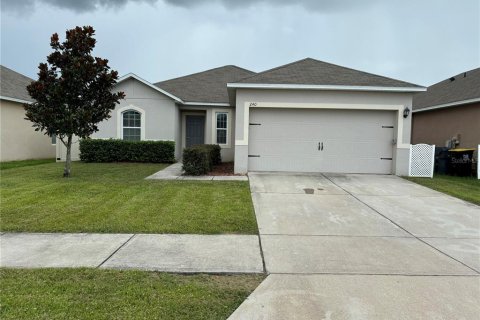 House in Davenport, Florida 3 bedrooms, 142.33 sq.m. № 1373039 - photo 1