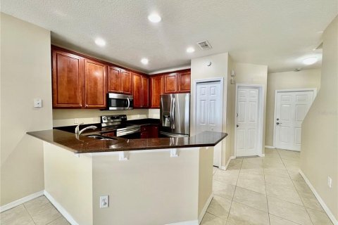 Touwnhouse à louer à Tampa, Floride: 3 chambres, 130.99 m2 № 1373073 - photo 12