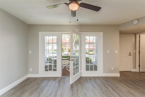 Copropriété à vendre à Seminole, Floride: 2 chambres, 102.66 m2 № 1373040 - photo 7