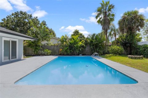 Casa en venta en Winter Haven, Florida, 3 dormitorios, 174.01 m2 № 1377865 - foto 13