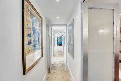 Condominio en venta en South Palm Beach, Florida, 3 dormitorios, 140.93 m2 № 1045775 - foto 17