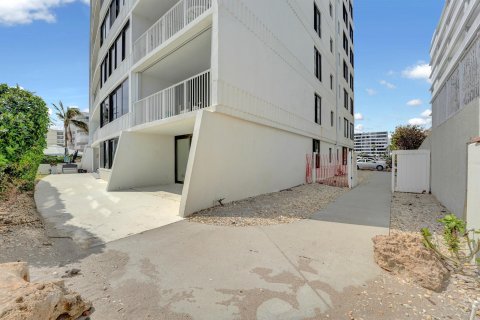 Condominio en venta en South Palm Beach, Florida, 3 dormitorios, 140.93 m2 № 1045775 - foto 5