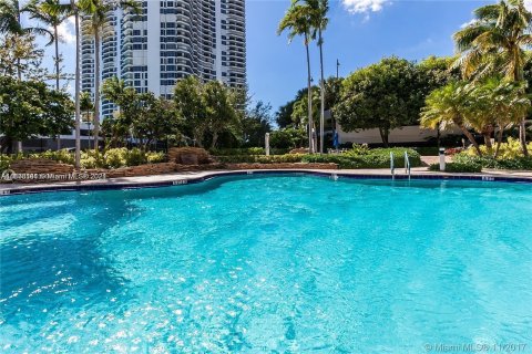 Copropriété à vendre à Aventura, Floride: 2 chambres, 125.7 m2 № 1385659 - photo 21