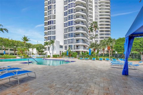 Copropriété à vendre à Aventura, Floride: 2 chambres, 125.7 m2 № 1385659 - photo 25