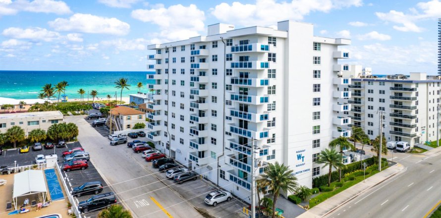 Condo in Hollywood, Florida, 2 bedrooms  № 1080778