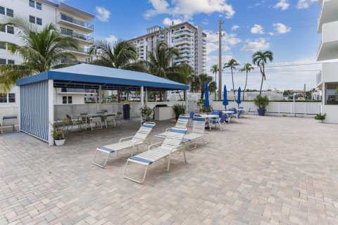 Copropriété à vendre à Hollywood, Floride: 2 chambres, 133.78 m2 № 1080778 - photo 8