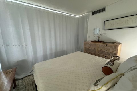 Condominio en alquiler en Miami Beach, Florida, 55.74 m2 № 1348886 - foto 21