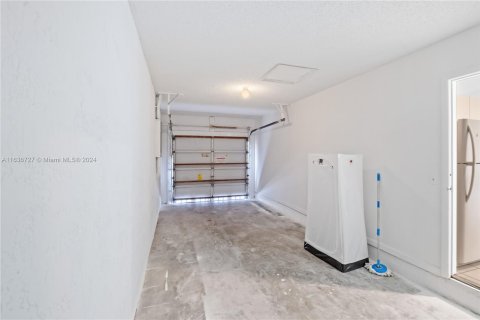 Casa en venta en Miami, Florida, 3 dormitorios, 120.22 m2 № 1306339 - foto 26