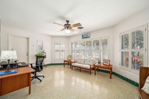 Casa en venta en Orlando, Florida, 3 dormitorios, 183.57 m2 № 1426556 - foto 7