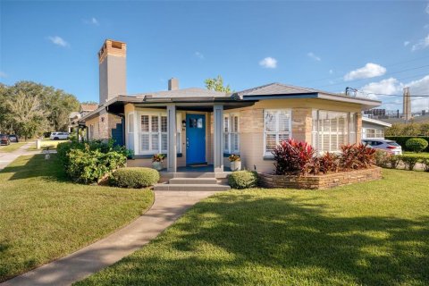 Villa ou maison à vendre à Orlando, Floride: 3 chambres, 183.57 m2 № 1426556 - photo 1