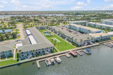 Copropriété à vendre à New Smyrna Beach, Floride: 1 chambre, 62.24 m2 № 1379528 - photo 30