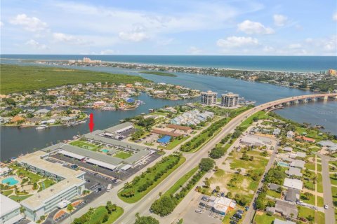 Condo in New Smyrna Beach, Florida, 1 bedroom  № 1379528 - photo 3