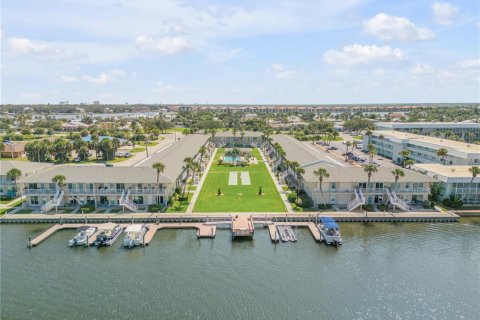 Copropriété à vendre à New Smyrna Beach, Floride: 1 chambre, 62.24 m2 № 1379528 - photo 1