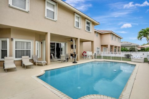 Casa en venta en Coral Springs, Florida, 5 dormitorios, 304.63 m2 № 1061080 - foto 4