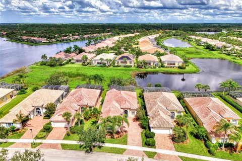 Villa ou maison à vendre à Sarasota, Floride: 3 chambres, 186.55 m2 № 1352882 - photo 1