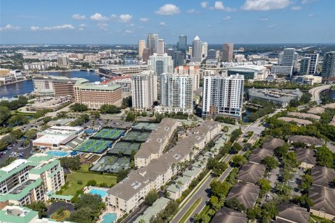 Condo in Tampa, Florida, 2 bedrooms  № 1372075 - photo 29