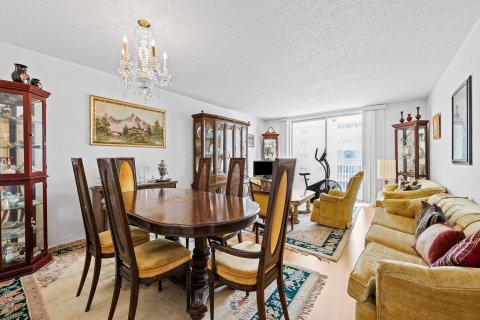 Copropriété à vendre à Hallandale Beach, Floride: 2 chambres, 101.45 m2 № 1058911 - photo 8