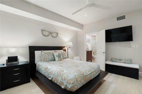 Condominio en venta en Key Largo, Florida, 3 dormitorios, 174.28 m2 № 1071958 - foto 16