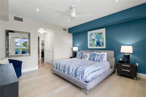 Condominio en venta en Key Largo, Florida, 3 dormitorios, 174.28 m2 № 1071958 - foto 11