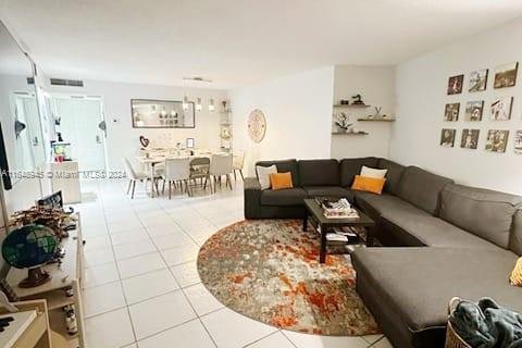 Condominio en venta en Hollywood, Florida, 1 dormitorio, 83.15 m2 № 1331884 - foto 1