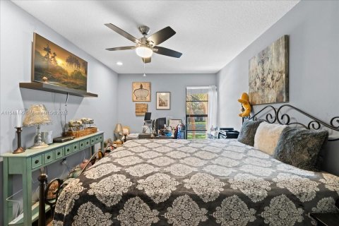 Copropriété à vendre à Pembroke Pines, Floride: 3 chambres, 136.75 m2 № 1058370 - photo 12