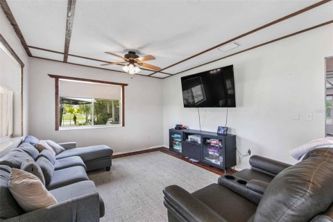 Villa ou maison à vendre à North Port, Floride: 3 chambres, 153.29 m2 № 1341310 - photo 6