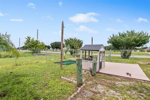 Villa ou maison à vendre à North Port, Floride: 3 chambres, 153.29 m2 № 1341310 - photo 28