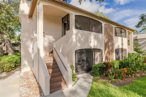 Condo in Palm Harbor, Florida, 2 bedrooms  № 1341344 - photo 8