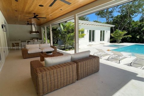 Villa ou maison à vendre à Miami, Floride: 6 chambres, 657.28 m2 № 1333285 - photo 29