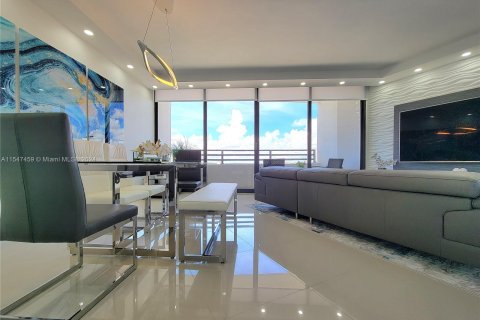 Condominio en venta en Hollywood, Florida, 2 dormitorios, 93.83 m2 № 1056785 - foto 5