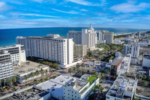 Copropriété à vendre à Miami Beach, Floride: 1 chambre, 81.75 m2 № 1099363 - photo 10