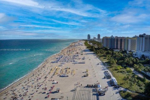 Copropriété à vendre à Miami Beach, Floride: 1 chambre, 81.75 m2 № 1099363 - photo 9